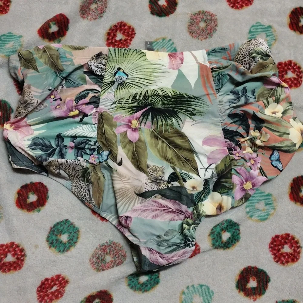 Torrid two piece bathing suit - Picture 5 of 5